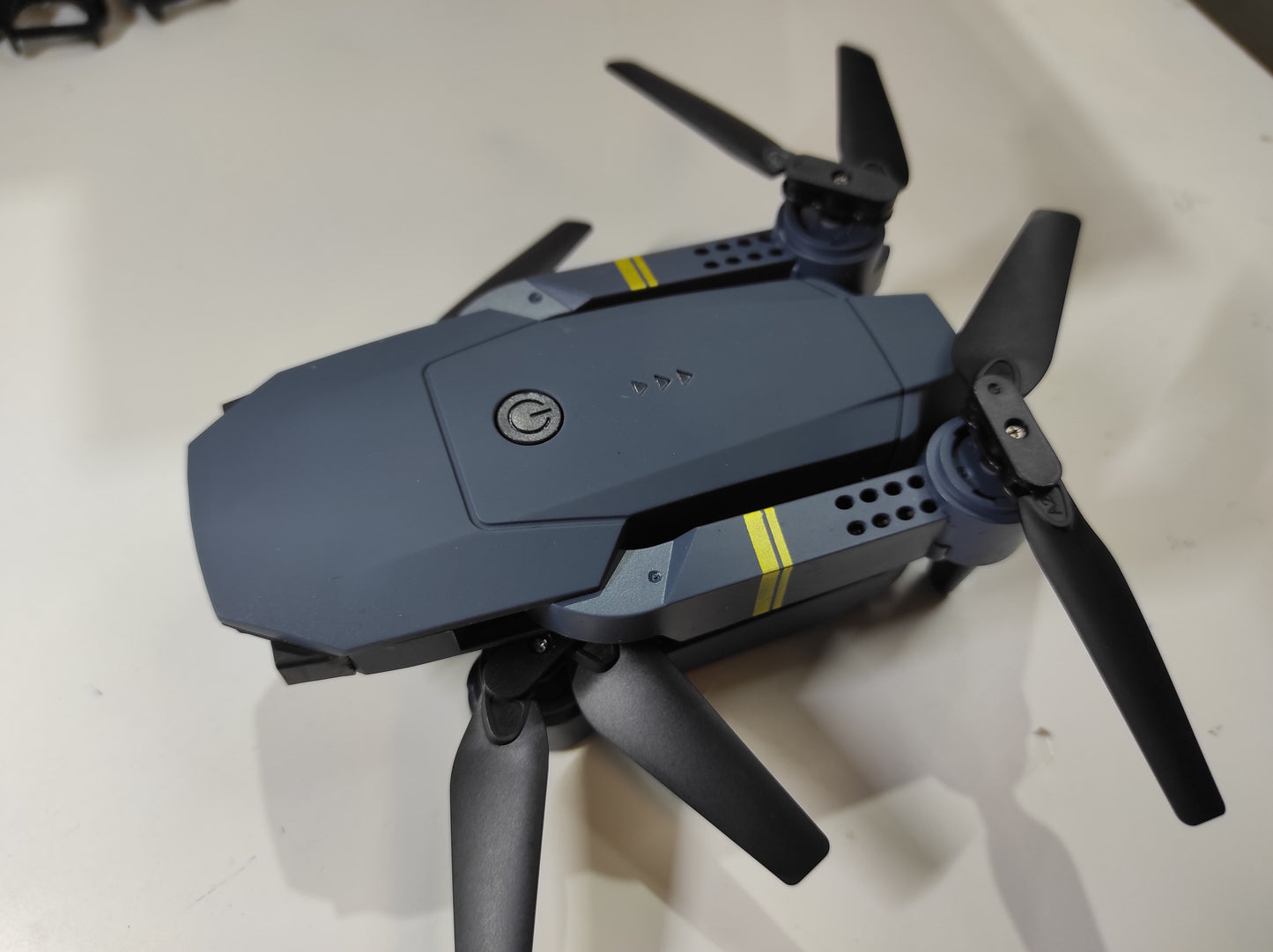 oferta Dron con doble cámara 4K + Maletín Gratis + 3 baterias